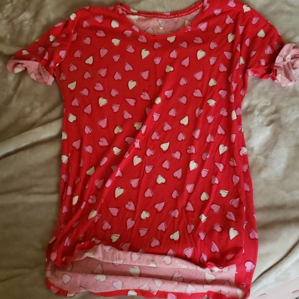 VS Sleep Shirt.